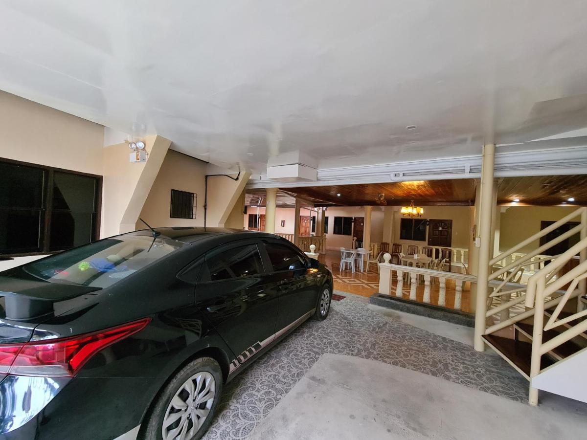 La-Familia Guest House 锡基霍尔 外观 照片
