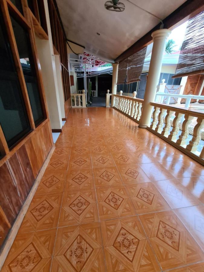 La-Familia Guest House 锡基霍尔 外观 照片