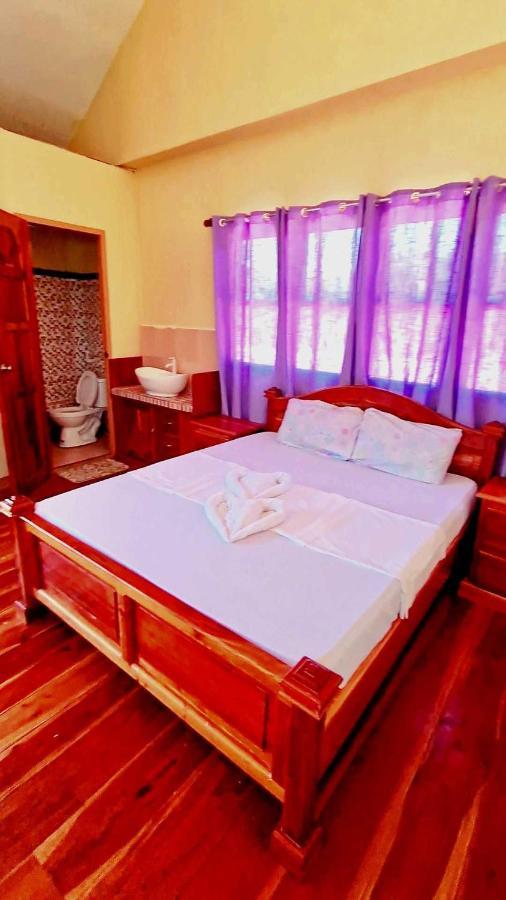 La-Familia Guest House 锡基霍尔 外观 照片
