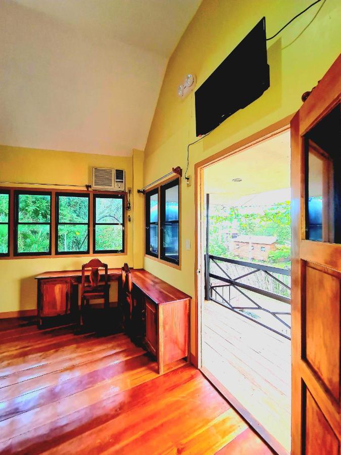La-Familia Guest House 锡基霍尔 外观 照片