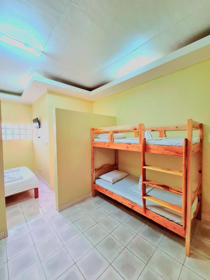 La-Familia Guest House 锡基霍尔 外观 照片