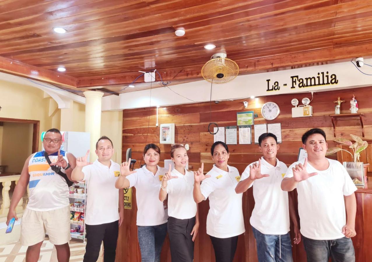 La-Familia Guest House 锡基霍尔 外观 照片